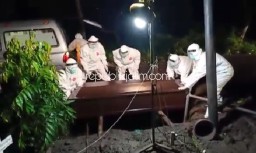 Viral Pimpin Pemakaman Warga Terpapar Corona, Ini Alasan Wabup Sidoarjo