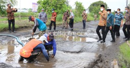 Dipadatkan, Jalan Raya Beciro Wonoayu Bakal Dibeton Sepanjang 1,7 Kilometer Mulai Mei Besok