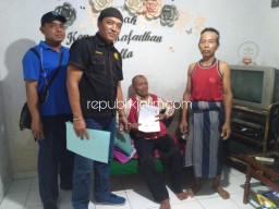 Petugas Lapas Porong Antar WBP Bebas Sampai ke Rumah