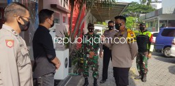 Wakapolresta Sidoarjo Cek Petugas Gabungan Saat Pengamanan Minggu Paskah