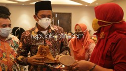 Gus Muhdlor Permudah Izin Ekspor ke Timur Tengah dan Asia Bagi Puluhan UKM Naik Kelas di Sidoarjo