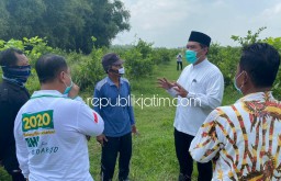 BHS Siap Kembangkan Potensi Pertanian Jeruk dan Peternakan Ayam di Balongbendo
