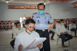 Puluhan Narapidana Lapas Porong Turut Ujian Kejar Paket