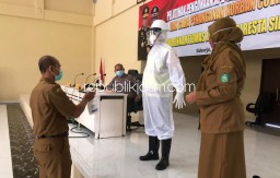 Ratusan Bhabinkamtibmas Sidoarjo Dibekali Penggunaan APD dan Penanganan Korban Covid-19