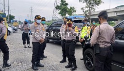 PSBB Sidoarjo, Pengendara Asal Pasuruan dan Malang Diperiksa di Check Point Porong
