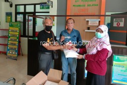 Peduli Covid-19, Giri Sancoko Bagikan 500 APD Untuk Puskesmas Dan masjid di Ponorogo
