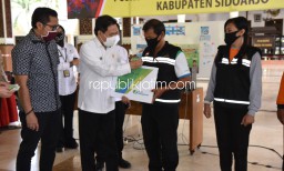 30 Relawan Covid 19 Sidoarjo dapat Kartu BPJS Ketenagakerjaan