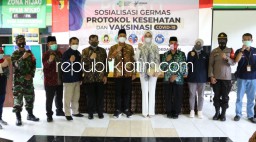 Kemenkes dan DPR RI Sosialisasikan Germas Prokes dan Vaksinasi Covid-19 di Sidoarjo