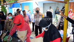 Kapolresta Sidoarjo Apresiasi Warga Buduran Kelola Dapur Umum Swadaya Peduli Covid-19