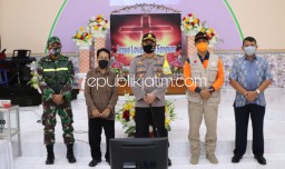 Kapolres Ponorogo Pimpin Patroli Gabungan Pantau Penerapan New Normal di Gereja dan Mal