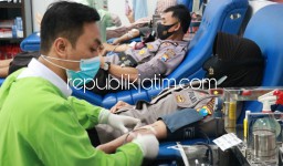 Sambut Hari Bhayangkara Ke 75, Polisi Ponorogo Donor Darah Untuk Kemanusiaan