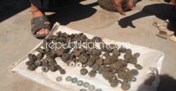 Tukang Gali Makam Kedungkembar Prambon, Temukan Ratusan Uang Logam Kuno saat Menggali 1,2 Meter