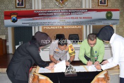 Polresta dan Pengadilan Negeri Sidoarjo Sepakati Layanan Hukum Berbasis IT