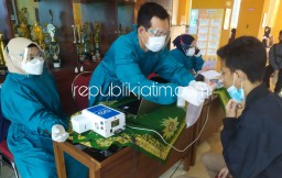 Upaya Deteksi Dini, Smamita Sidoarjo Tes GeNose C19 Ratusan Siswa, Guru dan Staf