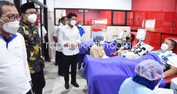 Wagub Jatim dan Bupati Sidoarjo Ajak Penyintas Covid-19 Aktif Donor Darah Konvalesen