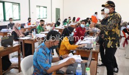 Gus Muhdlor Apresiasi Kinerja 1.000 Relawan Sukseskan Vaksinasi Massal di Yon Arhanudse 8 Gedangan