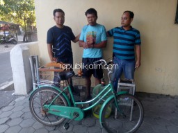 Polisi Ringkus Spesialis Pencurian Burung di Ponorogo