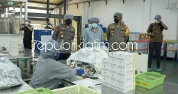 Sidak Perusahaan Farmasi, Kapolresta Sidoarjo Warning Agar Tidak Ada Permainan Stok dan Harga Obat Covid-19