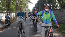 Peserta Bludak, Ngontel Bareng Gus Muhldor Sambangi Situs Katerungan dan Pasar Sidorejo