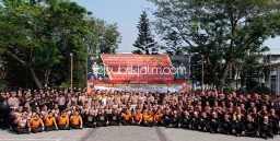 Polresta Sidoarjo Tuan Rumah Lomba Drill Borgol dan Tongkat Polri