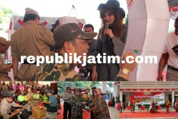 Lomba Lukis Lampion dan Fashion Show Meriahkan HUT RI di Sidoarjo