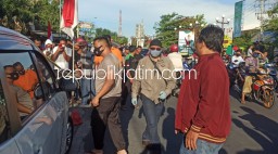 Dikira Tidur, Pria Asal Prambon Tewas di Mobil Ertiga di Pasar Wisata Tanggulangin