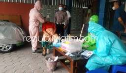 Putus Meluasnya Covid-19, Petugas Tracing Belasan Warga Becirongengor Wonoayu