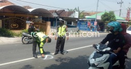 Truk Rem Blong Tabrak Penarik Amal Jariyah Masjid Lajuk Porong, Korban Meninggal di TKP