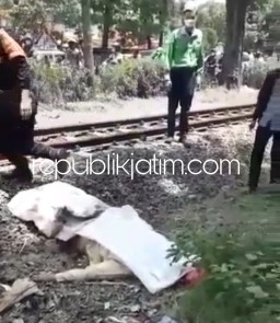Usai Diantar Suami Berobat, Seorang Guru Perempuan di Sidoarjo Meninggal Terserempet KA Komuter di Waru