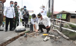 Jembatan Penghubung Sedati - Waru Rusak Berat Tak Diperbaiki Dinas PU, Disidak Wabup Pastikan Bakal Ditambal