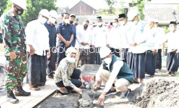 Wabup Sidoarjo Letakkan Batu Pertama Pembangunan Masjid Al-Ikhlas Sedati