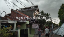 Puluhan Rumah Warga di Dua Desa di Sedati Diterjang Puting Beliung