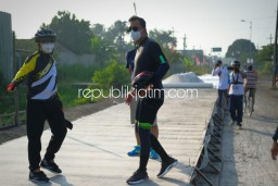 Kebut Bangunan Jalan Beton, Bupati Sidoarjo Targetkan Penyelesaian 25 Ruas Jalan Akhir 2021