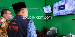 Sambil Bagikan Masker, Pj Bupati Sidoarjo Sanjung Pasar Gedangan Dilengkapi CCTV