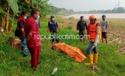 Warga Digegerkan Penemuan Mayat Pria Tanpa Identitas di Pinggir Sungai Brantas Timur Rolak 9 Mliriprowo