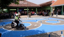 Permudah Layanan, Kapolresta Sidoarjo Hadirkan Praktek SIM di Kecamatan Candi