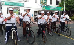 Pakai Brompton, Kajari Sidoarjo Ajak Pelajar SMP dan SMK Jadi Generasi Anti Korupsi