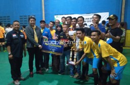 Sidomulyo FC Juarai Kompetisi Futsal Karang Taruna Krian