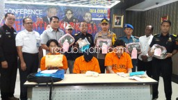 Selundupkan Lewat Juanda, 2 Pengedar Sabu Malaysia Diringkus Bea Cukai