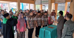 Diminta Kerja Sesuai Tupoksi, Camat Jabon Lantik 5 Anggota BPD Kedungpandan