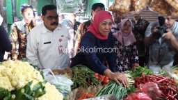 Pastikan Stok Pangan Aman, Gubernur Jatim Tetap Tolak Impor Bawang Merah
