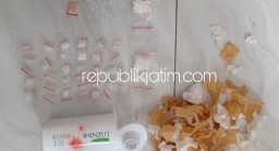 Dimasukkan Botol Sabun Cair, Petugas Lapas Tulungagung Gagalkan Penyelundupan Puluhan Paket Sabu-Sabu dan Pil Koplo