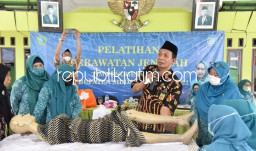 Ratusan Emak-Emak Asal Empat Kecamatan di Sidoarjo Digembleng Cara Merawat Jenazah Berpenyakit Menular