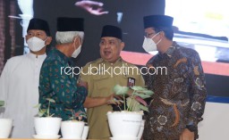 Dukung Pemulihan Ekonomi Tembus Pasar Amerika Kirim 3.000 Tanaman Hias, Gus Muhdlor Apresiasi Unit Bisnis Umsida