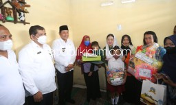 Wabup Sidoarjo Minta Dinkes Kawal Operasi Balita Tanpa Anus Asal Wilayut Sukodono Sampai Selesai