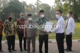 700 Guru Sidoarjo Terima SK PPPK, Wabup Sidoarjo Minta Jalankan Amanah Sebaik - Baiknya