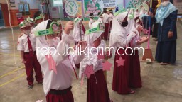 MPLS SD Al Muslim, Siswa dan Siswi Baru Diajari Menuliskan Cita-Cita dan Digantung