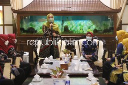 Kenalkan Sentra Unggulan UMKM Kota Delta pada Kunjungan Tamu GOW Banjarbaru