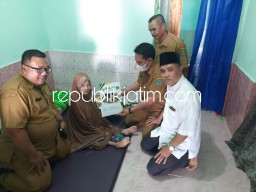 Kaget Terima Bantuan, Keterbatasan Kaki dan Tangan Lumpuh Tak Kurangi Niat Purwasih Gemar Baca Al Quran