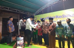 Siswa Kelas 2 SDN Cemengbakalan Ditinggal Ibunya Sejak Kecil Merasakan Santunan Saat Maulid Nabi SAW